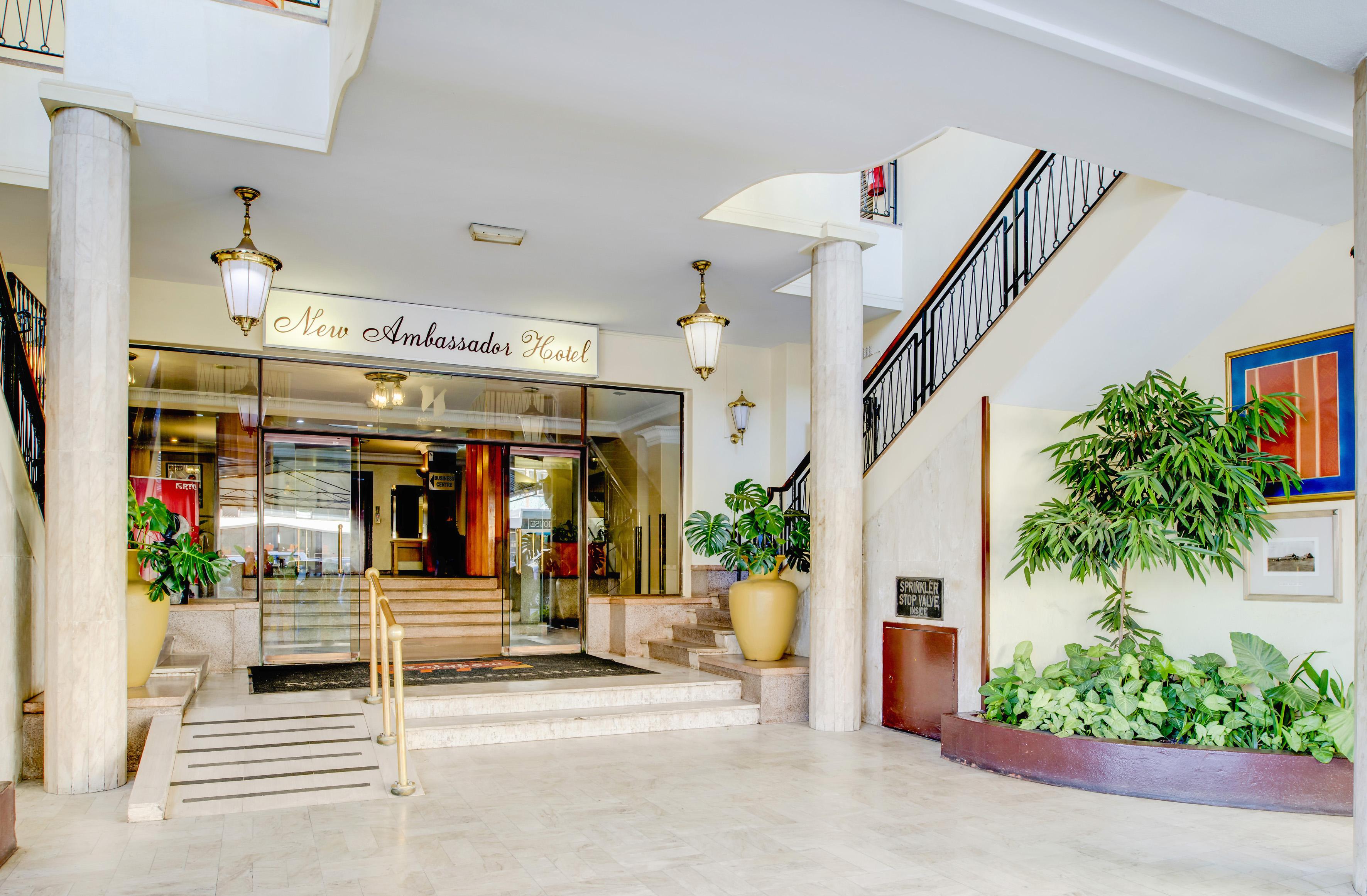 New Ambassador Hotel Harare Exterior foto