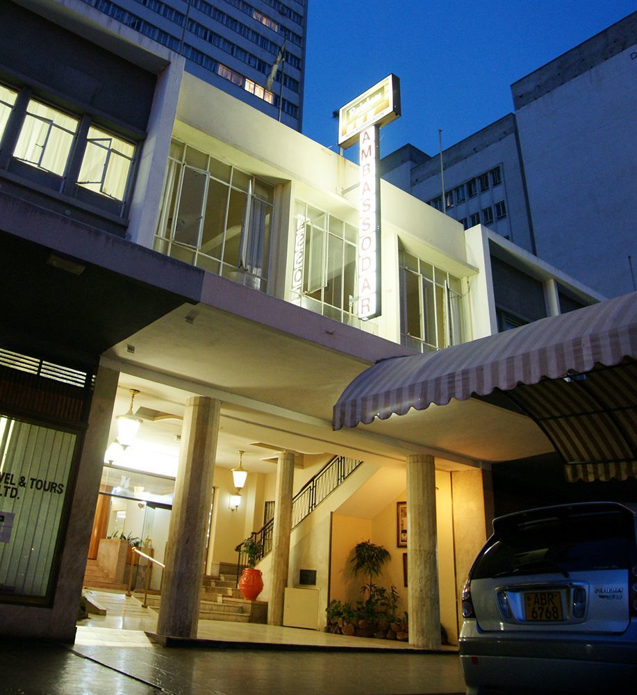 New Ambassador Hotel Harare Exterior foto